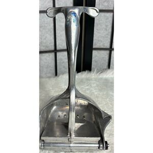 Vintage Wear ever Aluminum Juicer Press